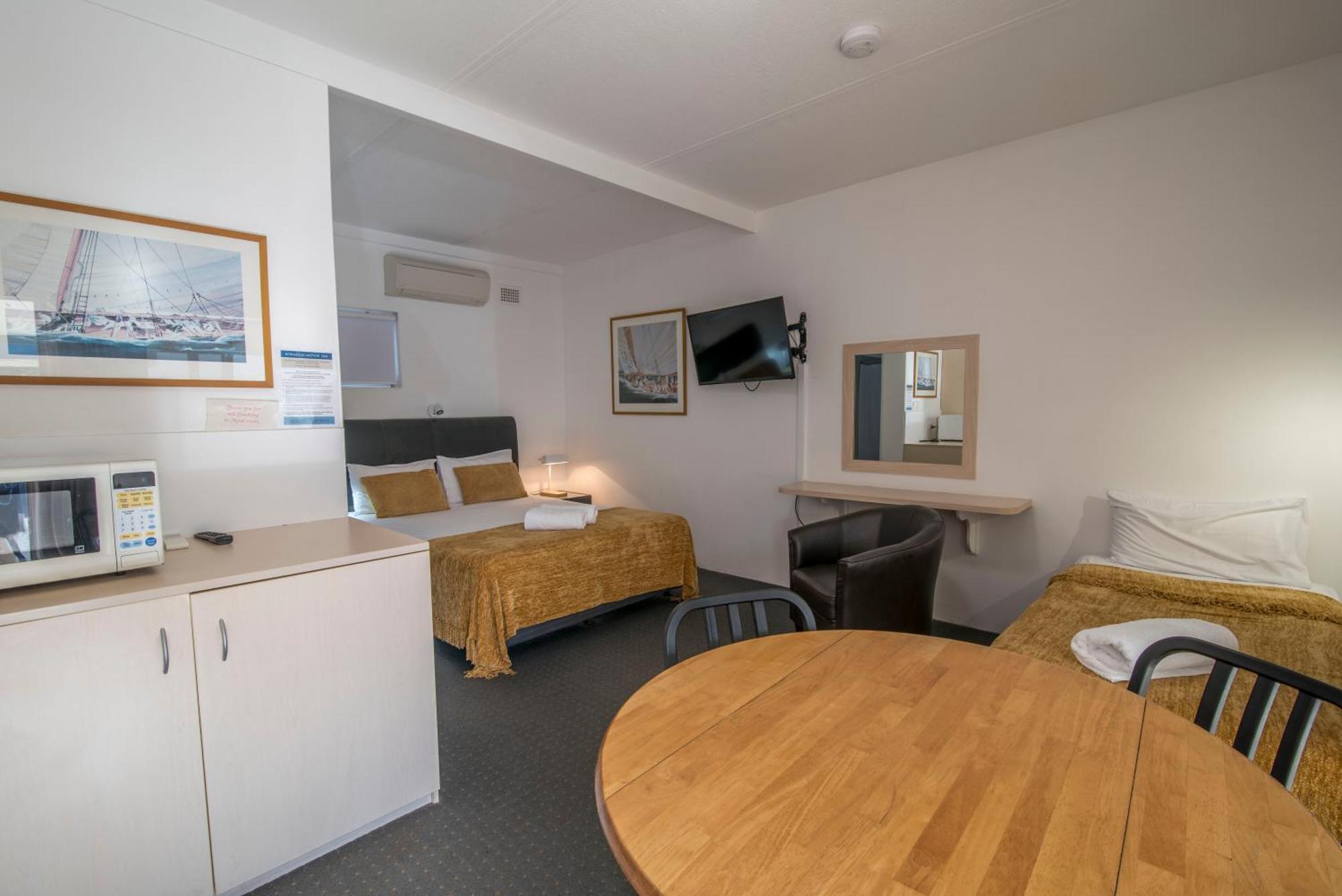 Bermagui Motor Inn Room photo